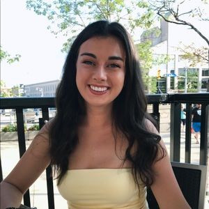 Meet your Posher, Kendra